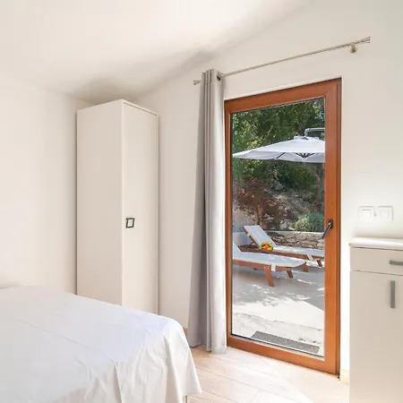 Σπίτι διακοπών 2 Bedroom Lovely In Praznica
