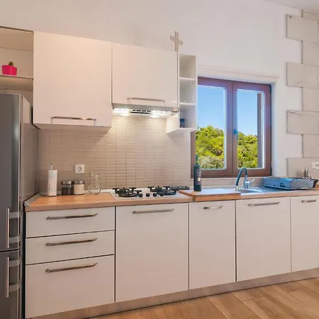 Σπίτι διακοπών 2 Bedroom Lovely In Praznica *