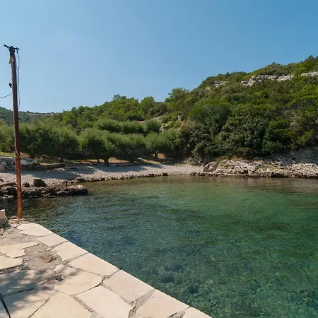Σπίτι διακοπών 2 Bedroom Lovely In Praznica Pražnice