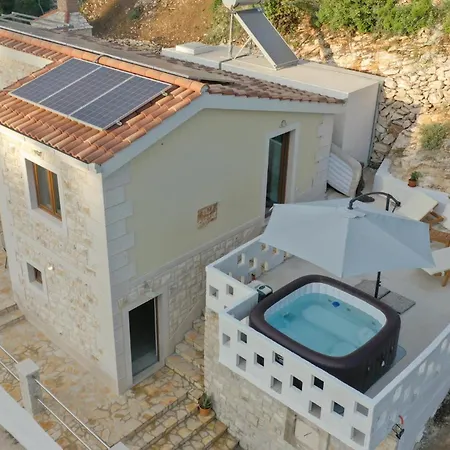 2 Bedroom Lovely In Praznica